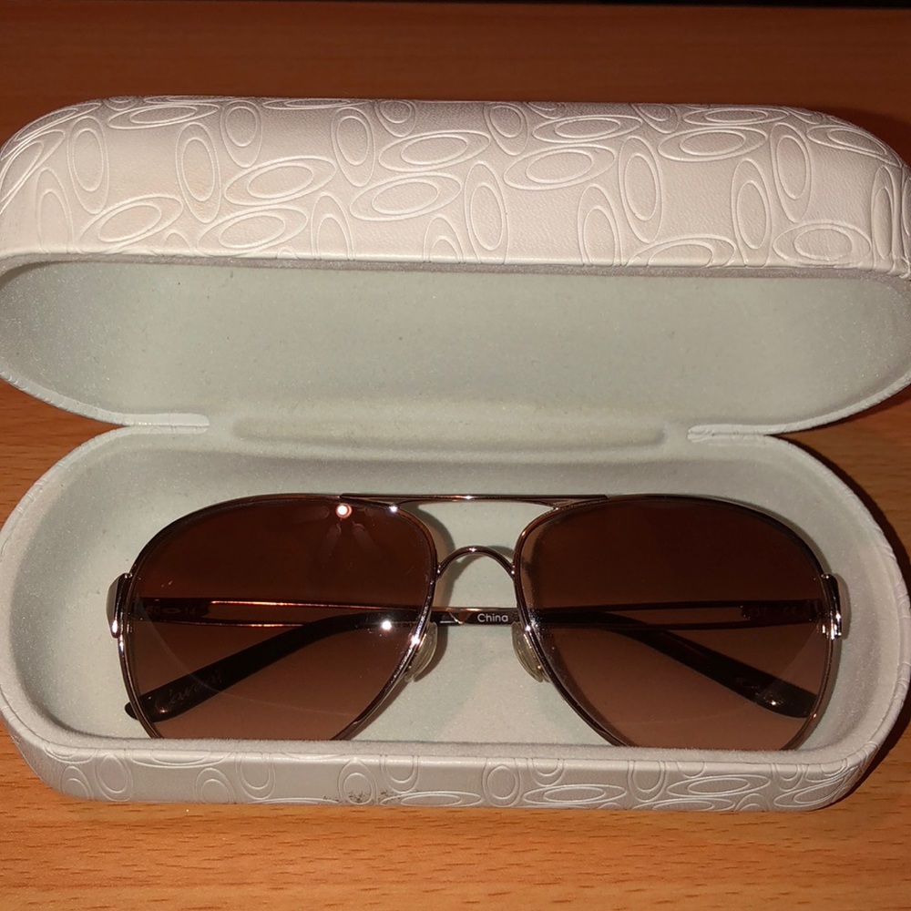 Oakley Aviator Sunglasses